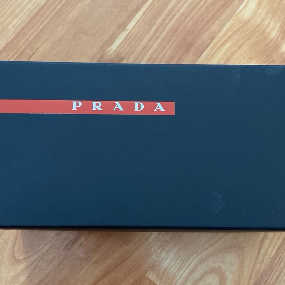 Prada empty‎ sunglasses box